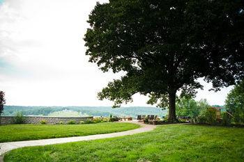 Blueberry Hill Estate Hotel Paoli Exterior photo